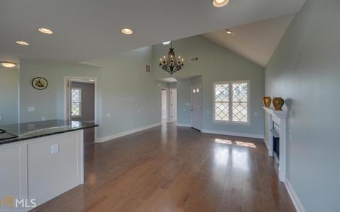 10 Brawner Dr, Toccoa, GA 30577 photo 4