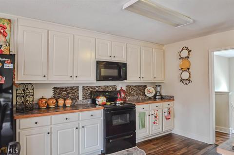 223 Falling Leaf Ln, Winder, GA 30680 photo 9