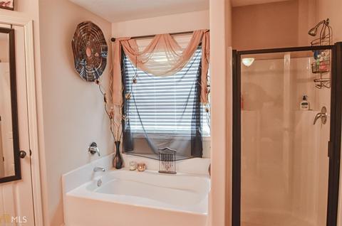 223 Falling Leaf Ln, Winder, GA 30680 photo 16
