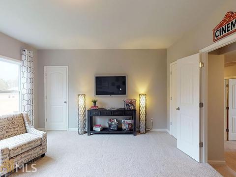 8 Hodges St Newnan Ga 33 Photos Mls 8541421 Movoto