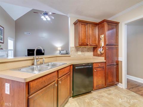 141 Crestwood Ct, Hampton, GA 30228 photo 12