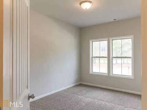 5963 Landers Loop, Fairburn, GA 30213 photo 9