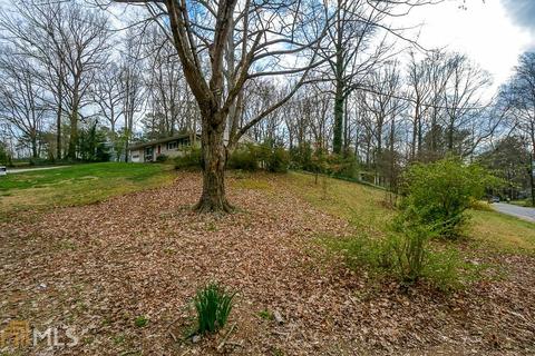 3934 Captain Dr, Chamblee, GA 30341 photo 4