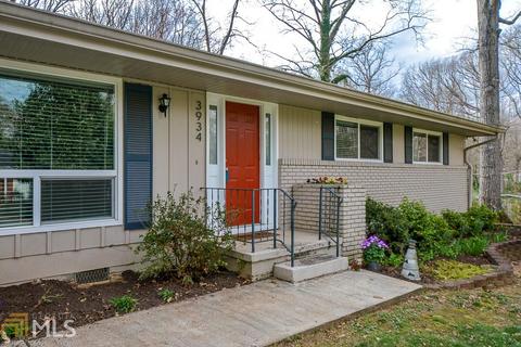 3934 Captain Dr, Chamblee, GA 30341 photo 3
