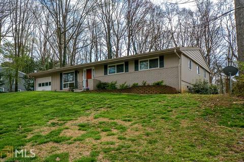3934 Captain Dr, Chamblee, GA 30341 photo 2