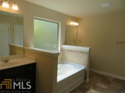 529 Toronto Cir, Hampton, GA 30228 photo 14