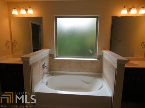 529 Toronto Cir, Hampton, GA 30228 photo 15