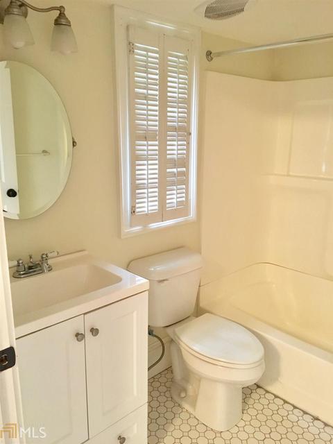 120 E Oak St, Griffin, GA 30224 photo 14