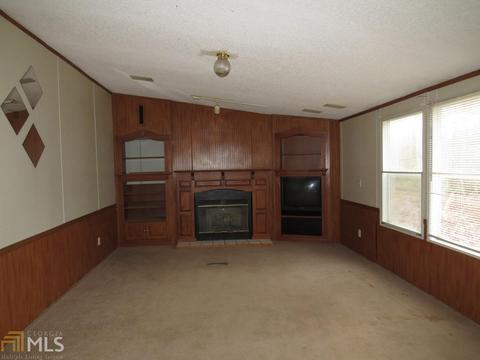 269 Richardson St, Toccoa, GA 30577 photo 4