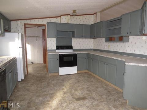 269 Richardson St, Toccoa, GA 30577 photo 2