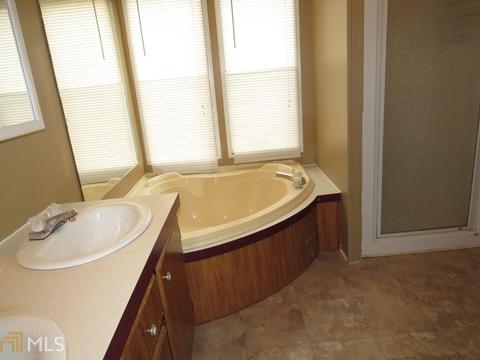 269 Richardson St, Toccoa, GA 30577 photo 8