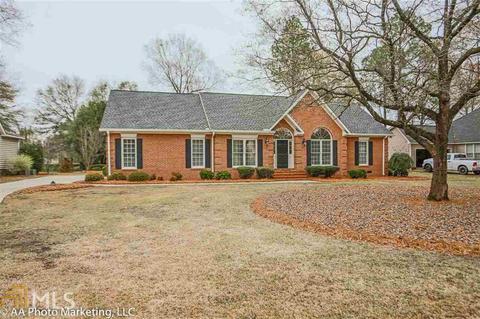 102 Cedar Ridge Dr, Perry, GA 31069 photo 1