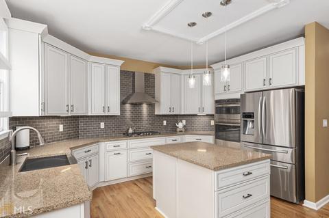 920 Ambleside Dr, Suwanee, GA 30024 photo 9