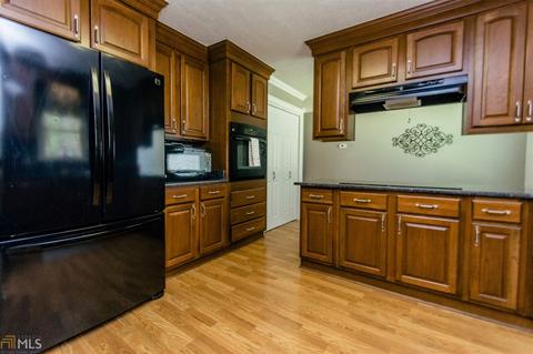 1403 Cambridge Rd, Perry, GA 31069 photo 8