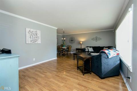 1403 Cambridge Rd, Perry, GA 31069 photo 2