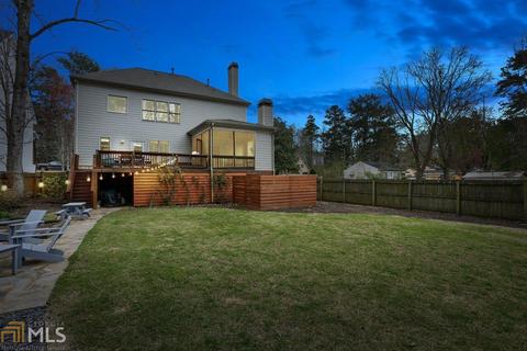2808 Skyland Dr, Chamblee, GA 30341 photo 2