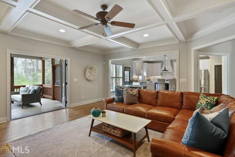 2808 Skyland Dr, Chamblee, GA 30341 photo 13