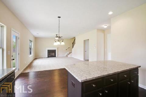 194 Amelia Dr, Byron, GA 31008 photo 10