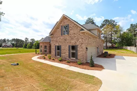 107 Bainbridge Ln, Perry, GA 31069 photo 2