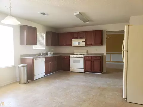 114 Madisyn Dr, Hampton, GA 30228 photo 8