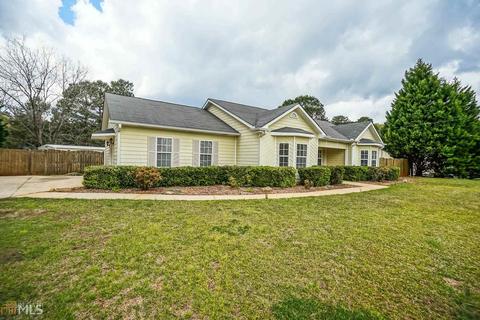 153 Pineview Dr, Forsyth, GA 31029 photo 2
