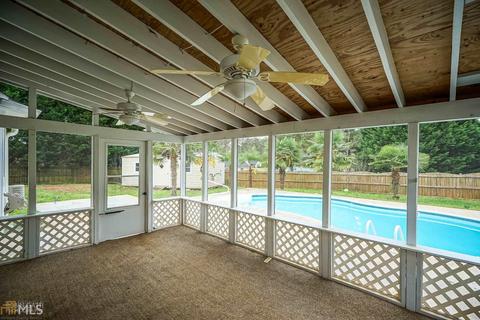 153 Pineview Dr, Forsyth, GA 31029 photo 3