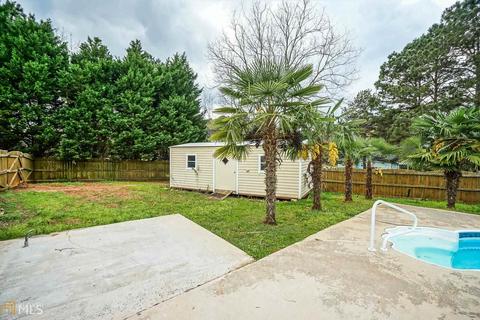 153 Pineview Dr, Forsyth, GA 31029 photo 4