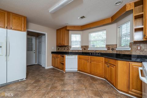 153 Pineview Dr, Forsyth, GA 31029 photo 19