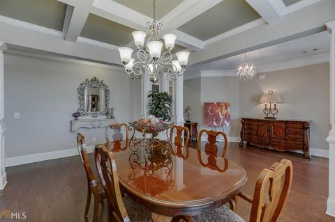 5404 Timber Wild Ln, Buford, GA 30518 photo 4