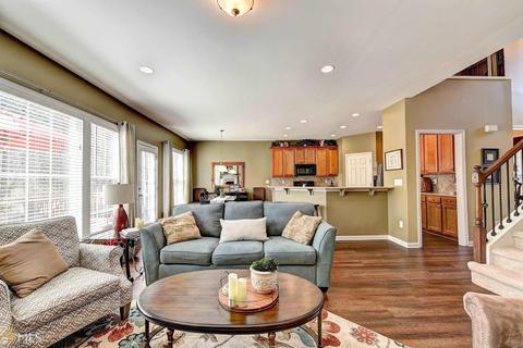 215 Hammersmith Dr, Suwanee, GA 30024 photo 14