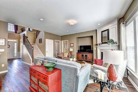 215 Hammersmith Dr, Suwanee, GA 30024 photo 8