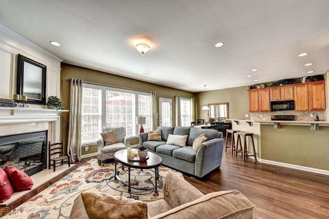 215 Hammersmith Dr, Suwanee, GA 30024 photo 6