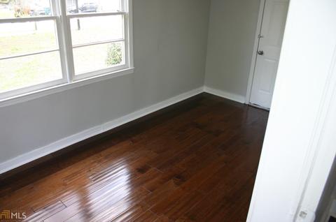 512 E May St, Calhoun, GA 30701 photo 5