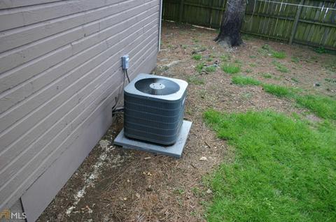 512 E May St, Calhoun, GA 30701 photo 6
