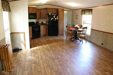 545 Lawhouse Rd, Toccoa, GA 30577 photo 2