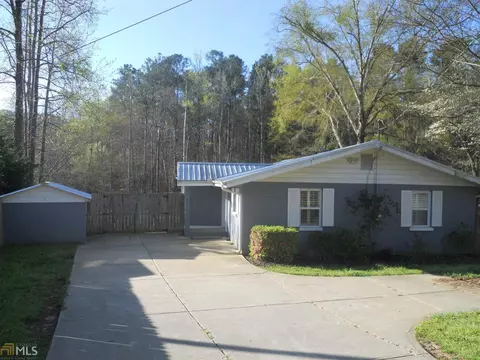 221 Cherokee Dr, Jackson, GA 30233 photo 1