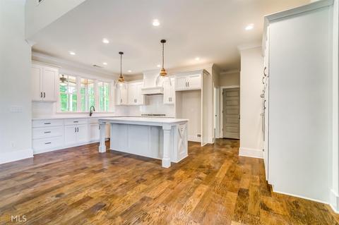 109 Brookfield Ct, White, GA 30184 photo 7