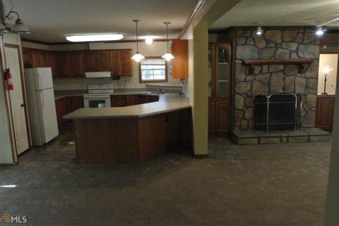 302 Steele Rd, Milner, GA 30257 photo 7