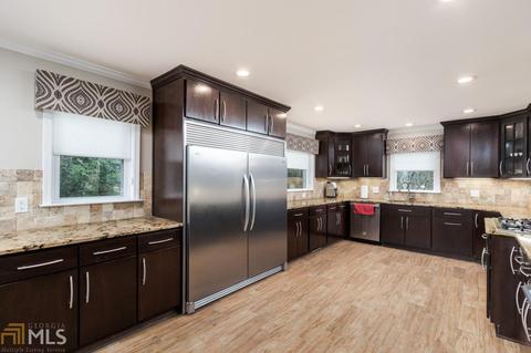 1946 Royal Ct, Chamblee, GA 30341 photo 9