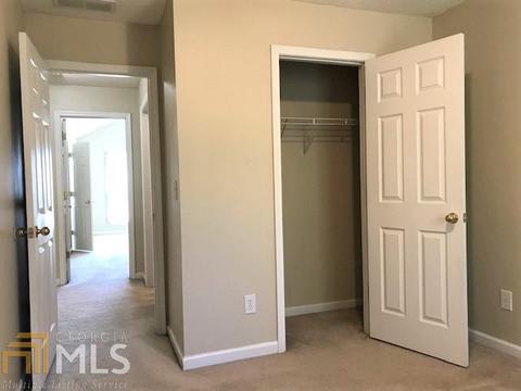 7166 Georges, Morrow, GA 30260 photo 16