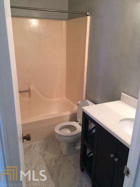 231 Oak Cliff Dr, Toccoa, GA 30577 photo 11