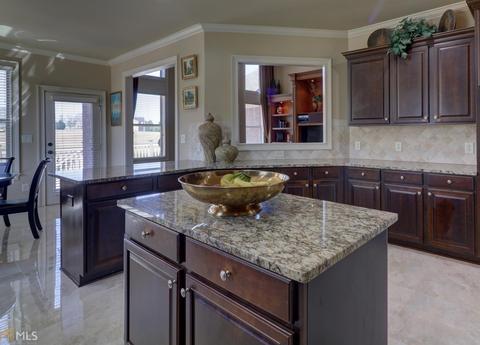 2604 Lake Erma Dr, Hampton, GA 30228 photo 10