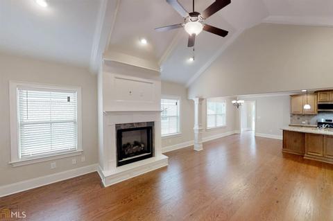 356 Linman Dr, Lagrange, GA 30241 photo 2