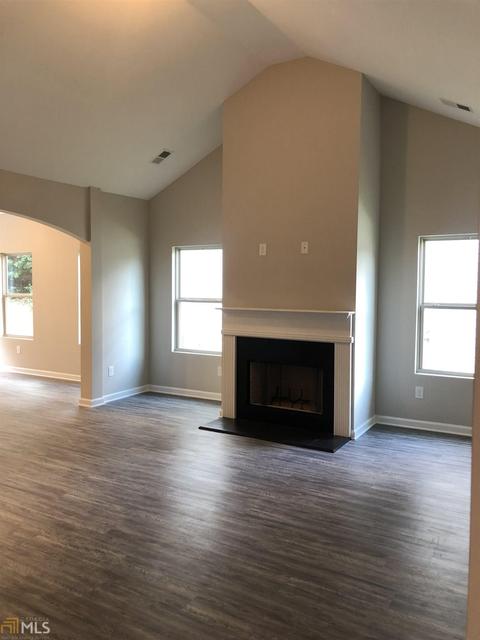 304 Daffodil Dr, Temple, GA 30179 photo 5