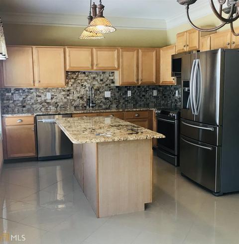 2103 Millgate Ln, Buford, GA 30519 photo 3