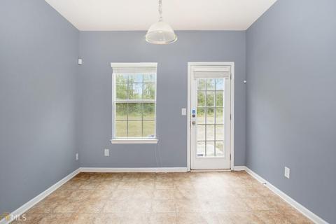 100 Silver Willow Walk, Covington, GA 30016 photo 9
