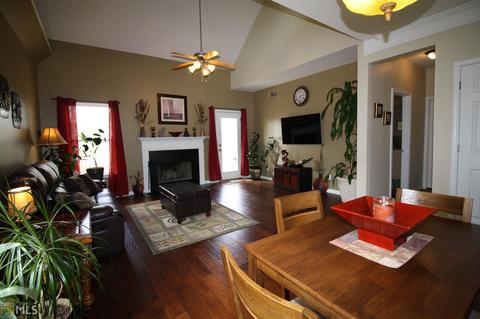 1320 Red Cedar Trl, Suwanee, GA 30024 photo 15