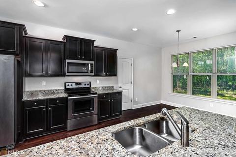404 Princeton Ct, Hampton, GA 30228 photo 8