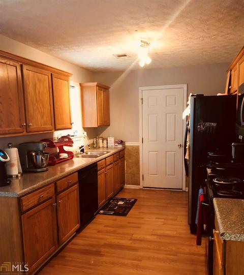 255 Oak Hill Dr, Covington, GA 30016 photo 2