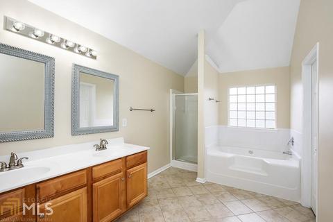 930 Pinnacle Ln, Suwanee, GA 30024 photo 3